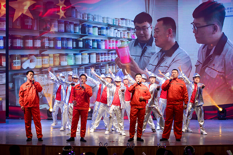 歡欣鼓舞迎新春，滿懷豪情攀高峰 | 聯(lián)橋集團(tuán)2020迎新春聯(lián)歡晚會激情開演(圖35)